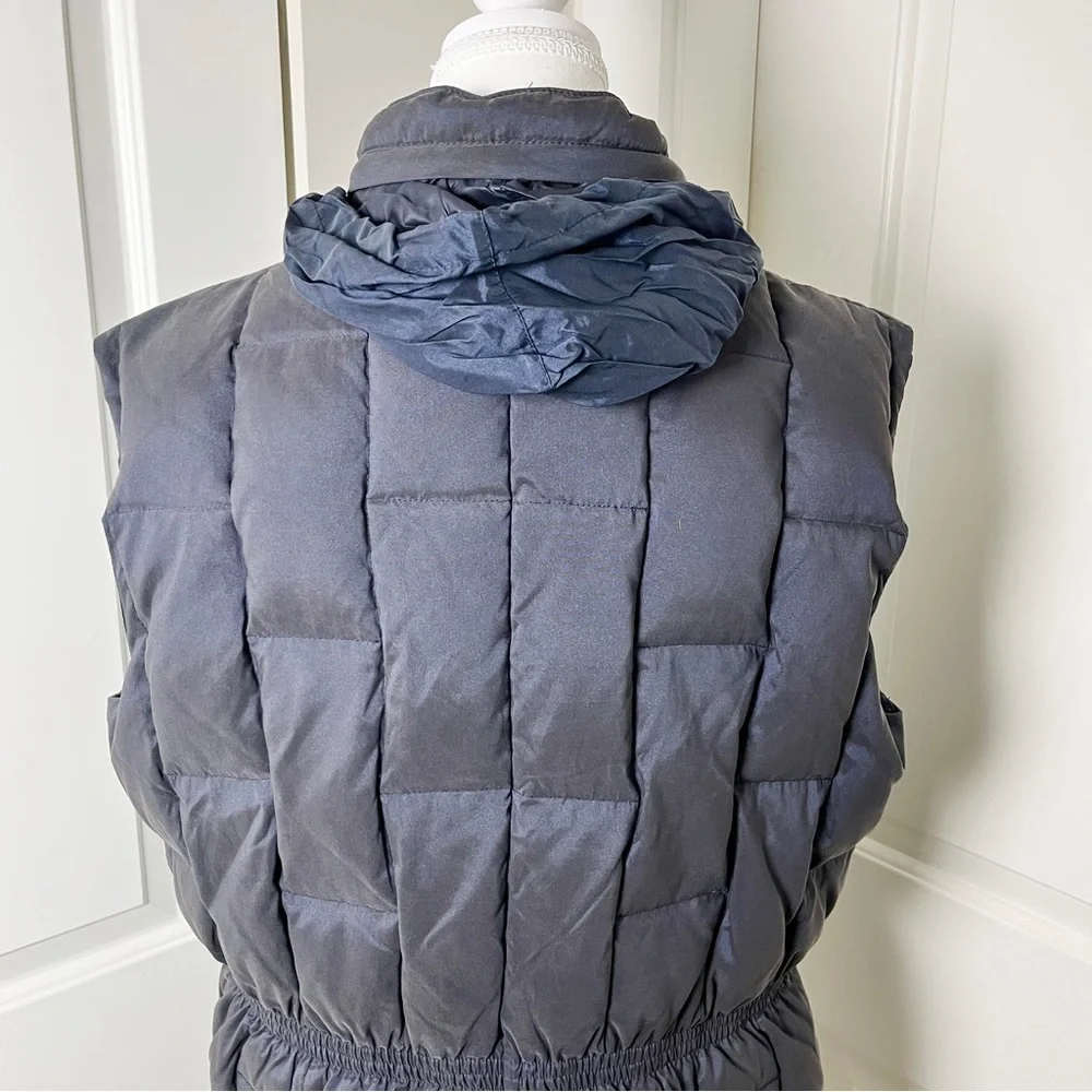 Junge Down-Filled Waisted Body Warmer Gilet w/ Hood & Multiple Pockets, Size 16 - Picture 9 of 16